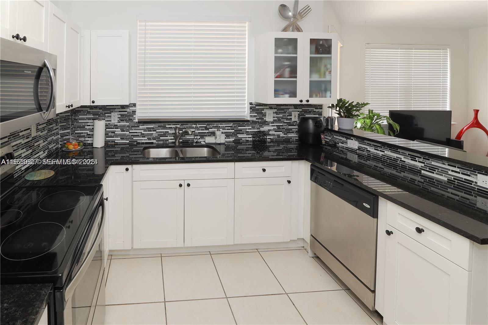 Property photo # 4