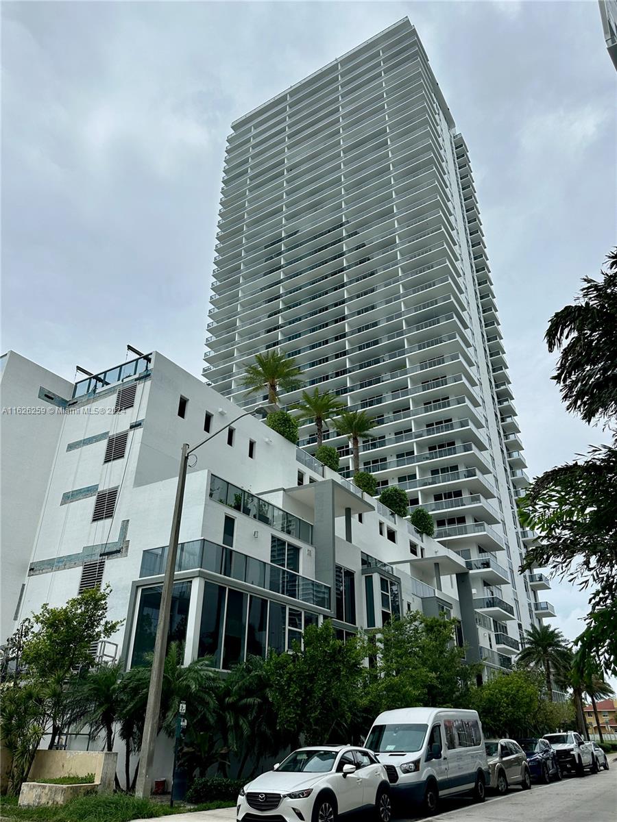Bay House Miami Condo