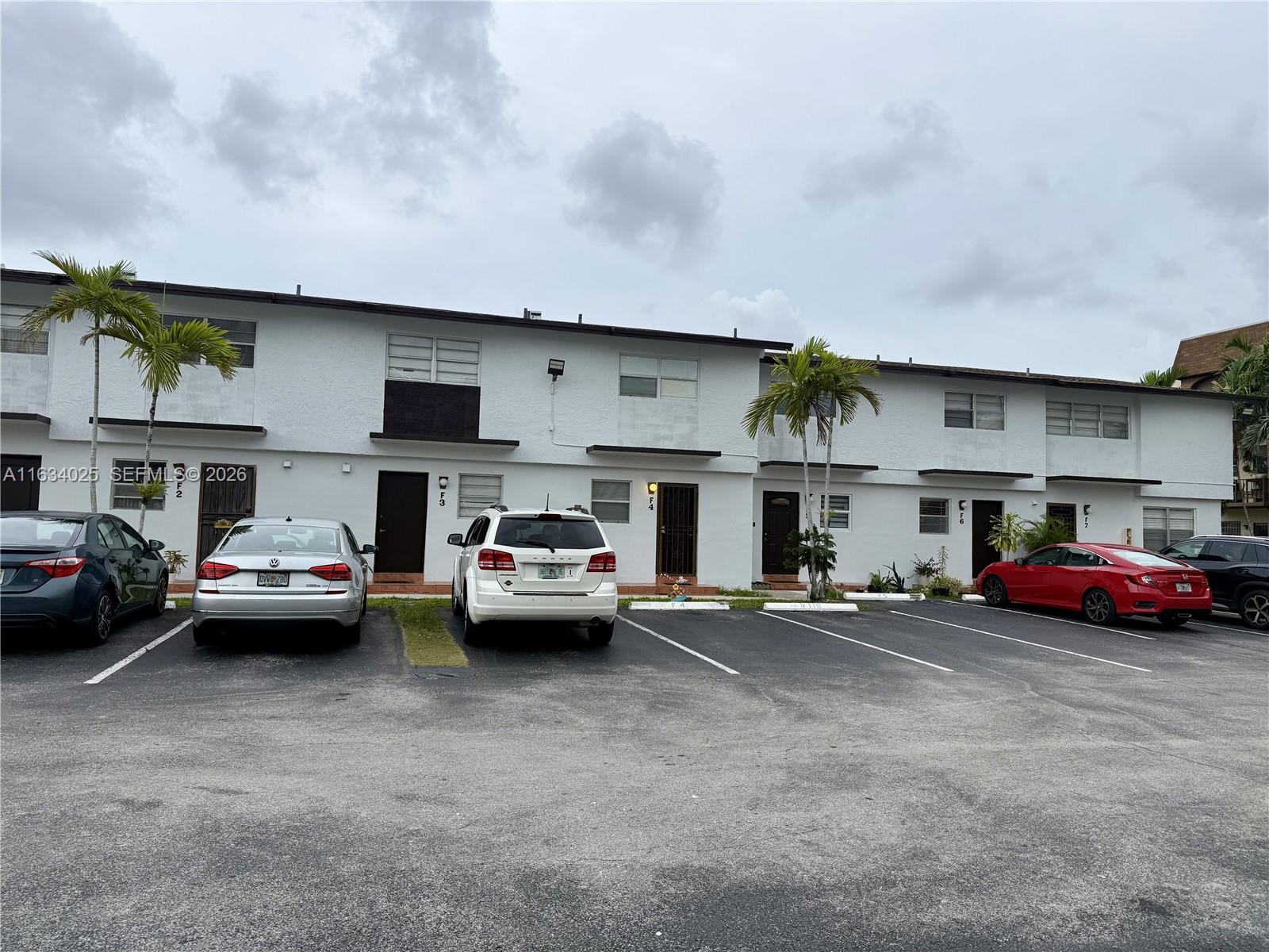 Homes for sale in Sweetwater, FL | 20 Sw 108th Ave #F7, Sweetwater, FL 33174 | MLS# A11634025