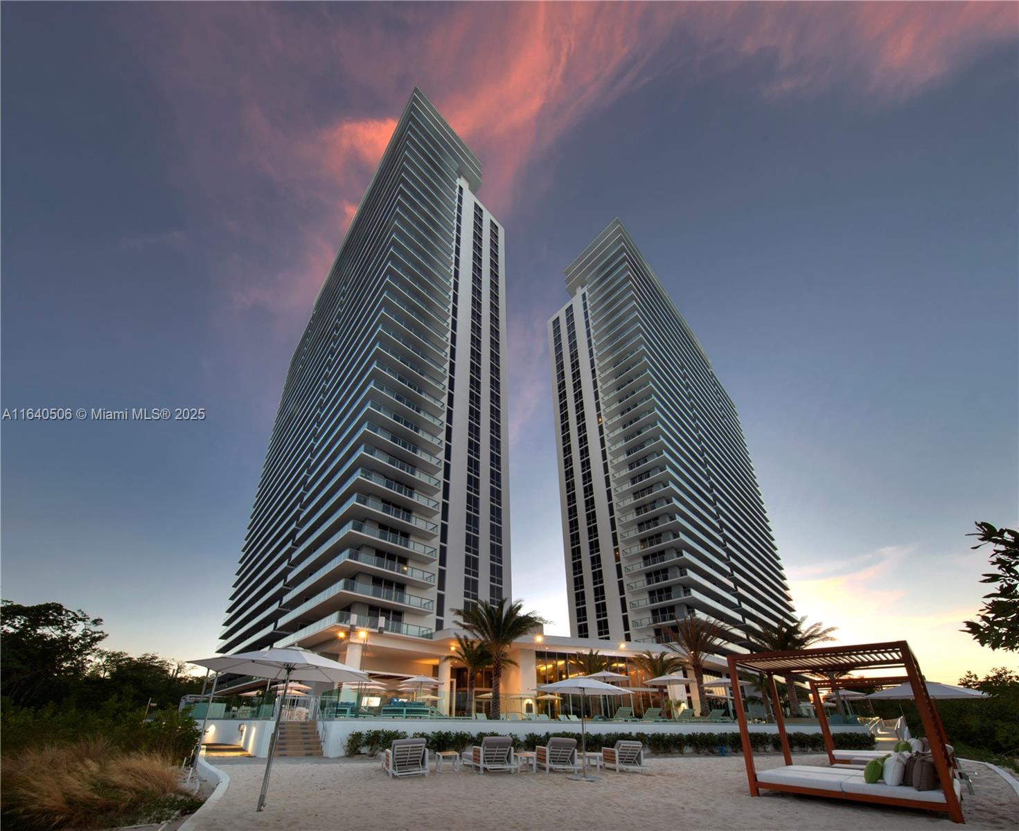 The Harbour South Condo