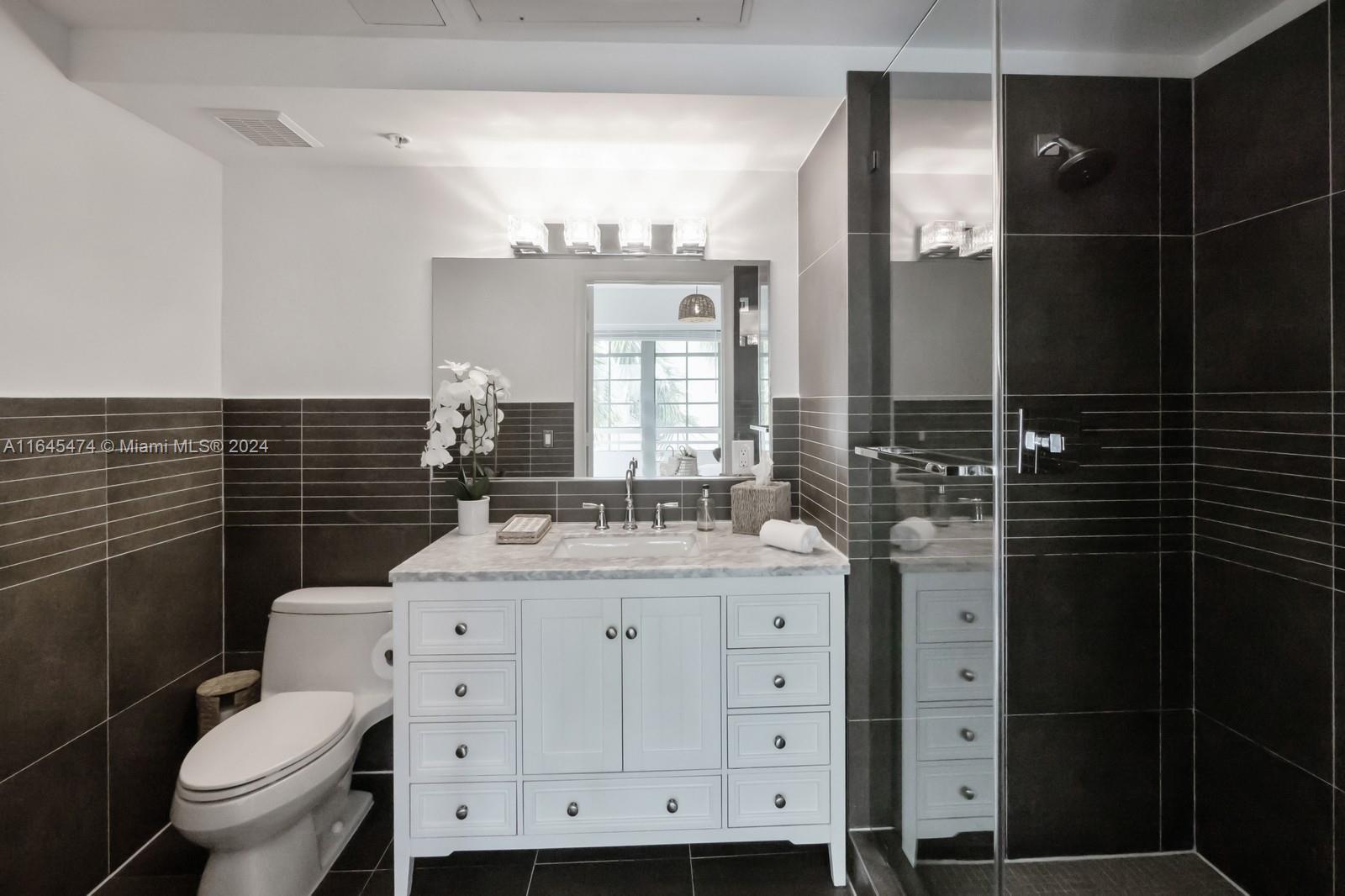 435 21 St #310, Miami Beach FL 33139