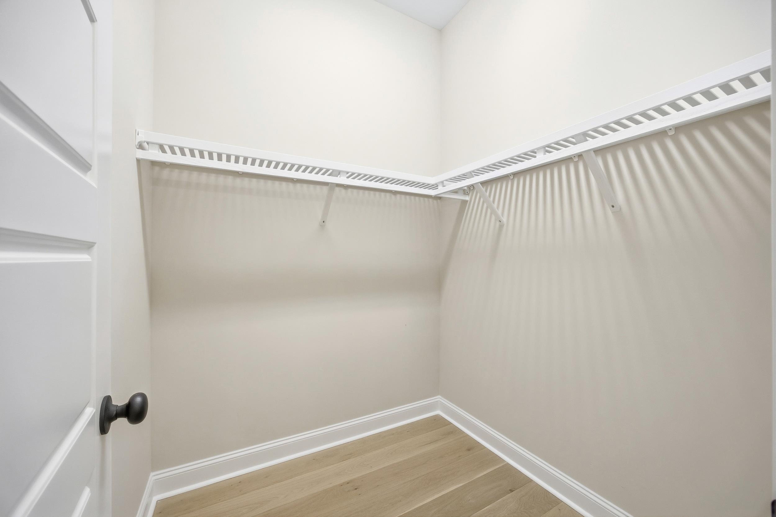 2420734 | Photo 21
