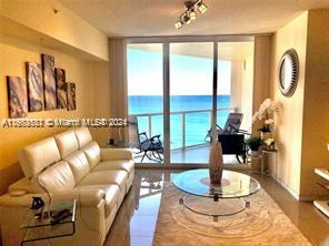 La Perla Condo