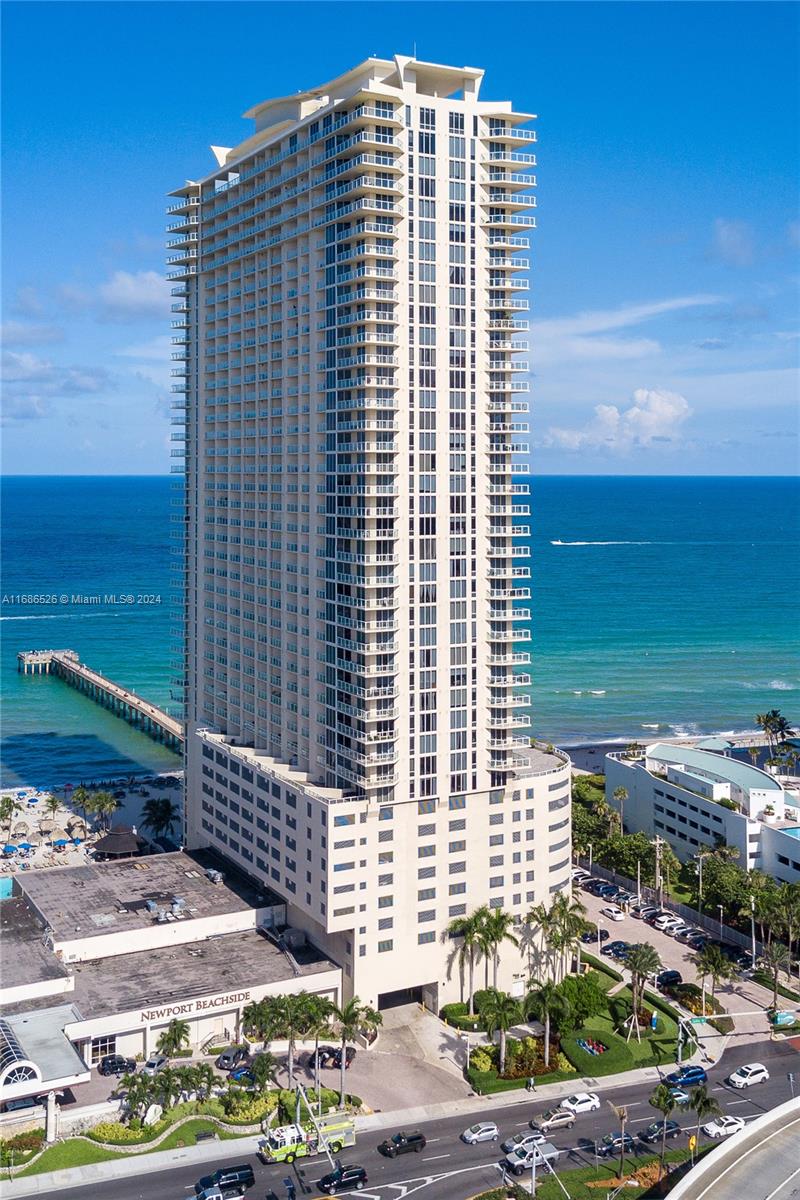 La Perla Condo