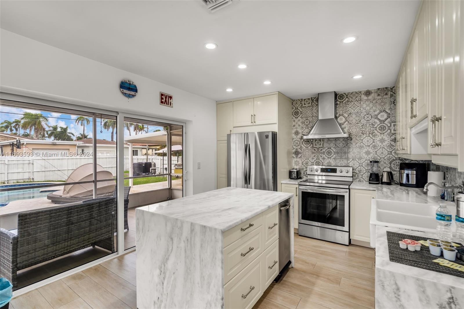 Property photo # 9
