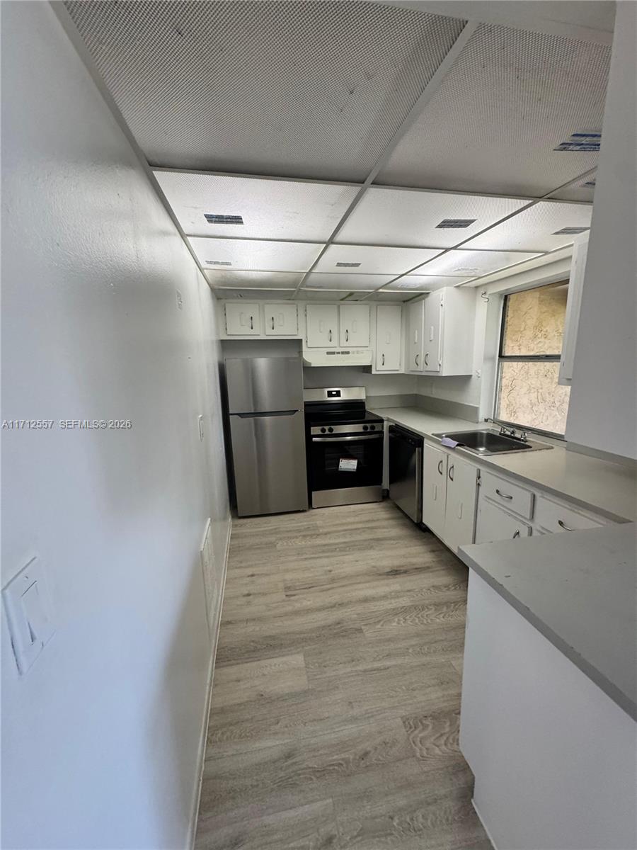 Wood Hue III Condo