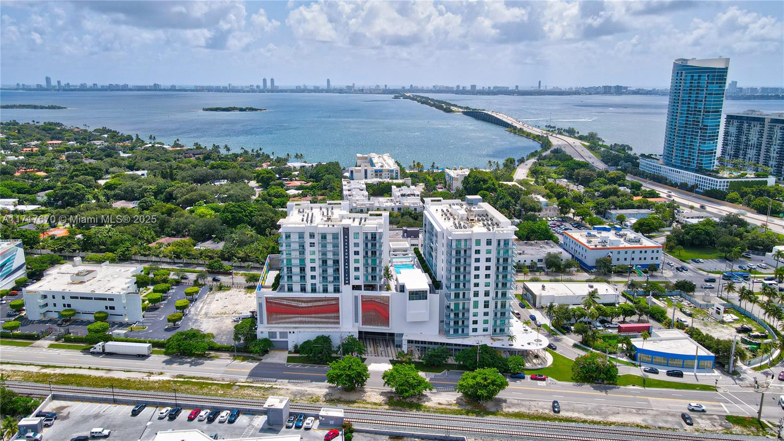 Quadro Condo