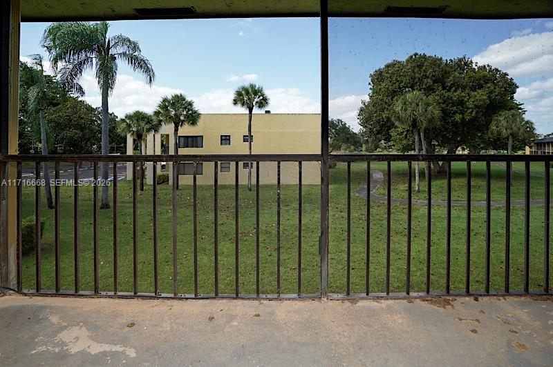 Homes for sale in Boynton Beach, FL | 1727 Meadows Cir W, Boynton Beach, FL 33436 | Houzeo