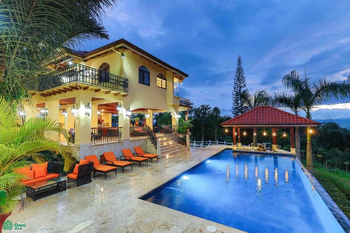 19 bed Single Family Homes For Sale in Perez Zeledon, San Jose - 1