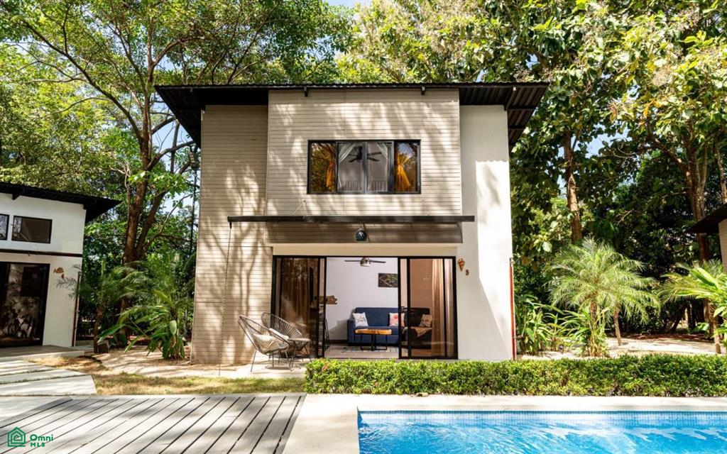 9 bed Property For Sale in Santa Cruz, Guanacaste - 1