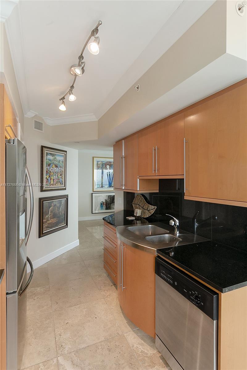 Property photo # 2