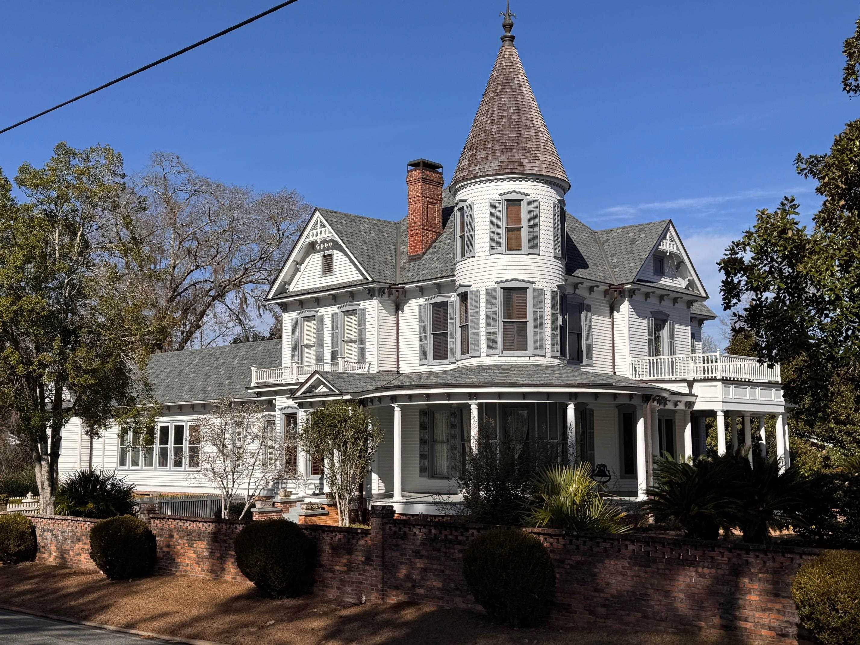 404 N Adams Street