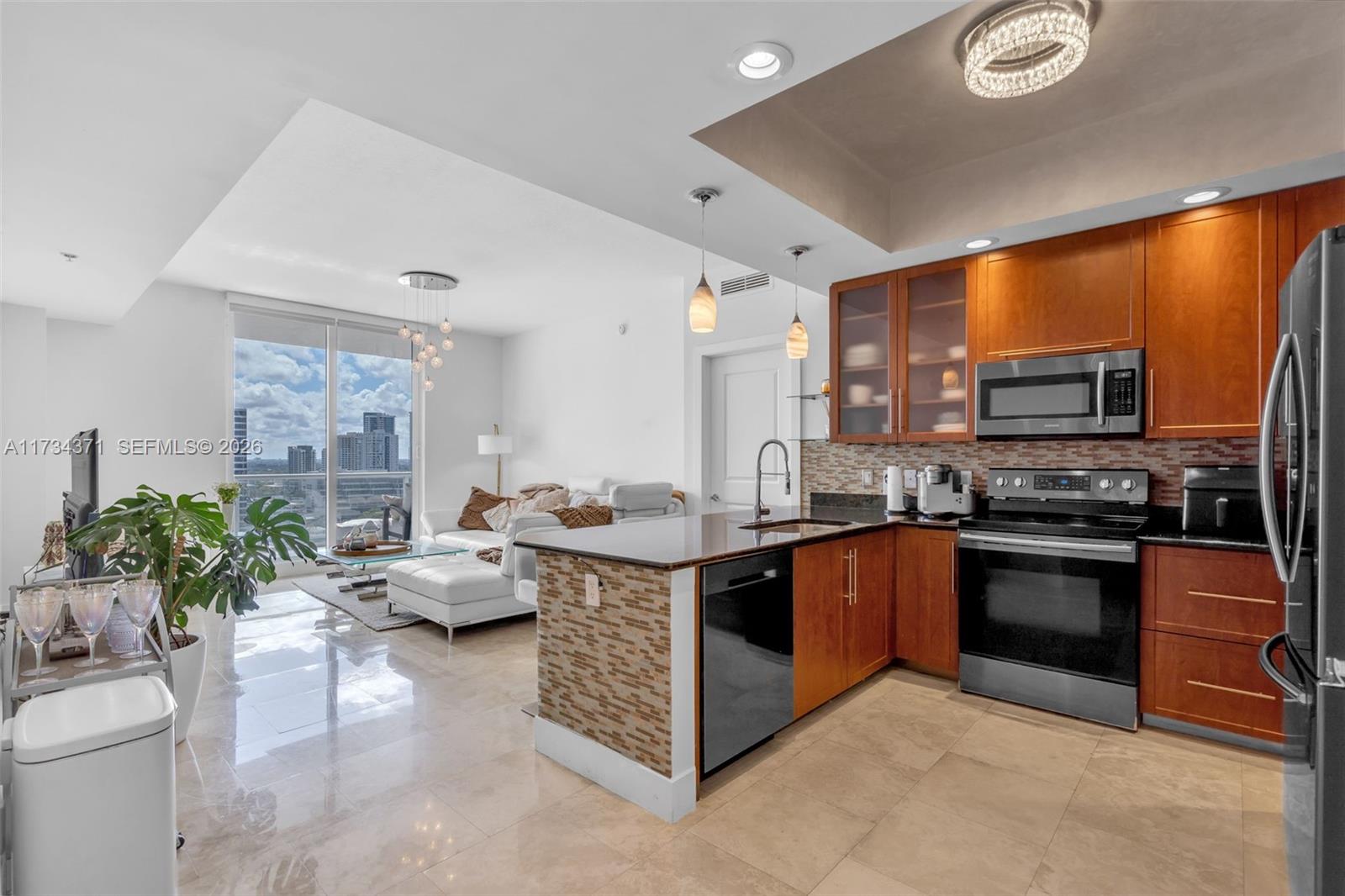 315-ne-3rd-ave-1804-fort-lauderdale-fl-33301/hzid_cce1e480