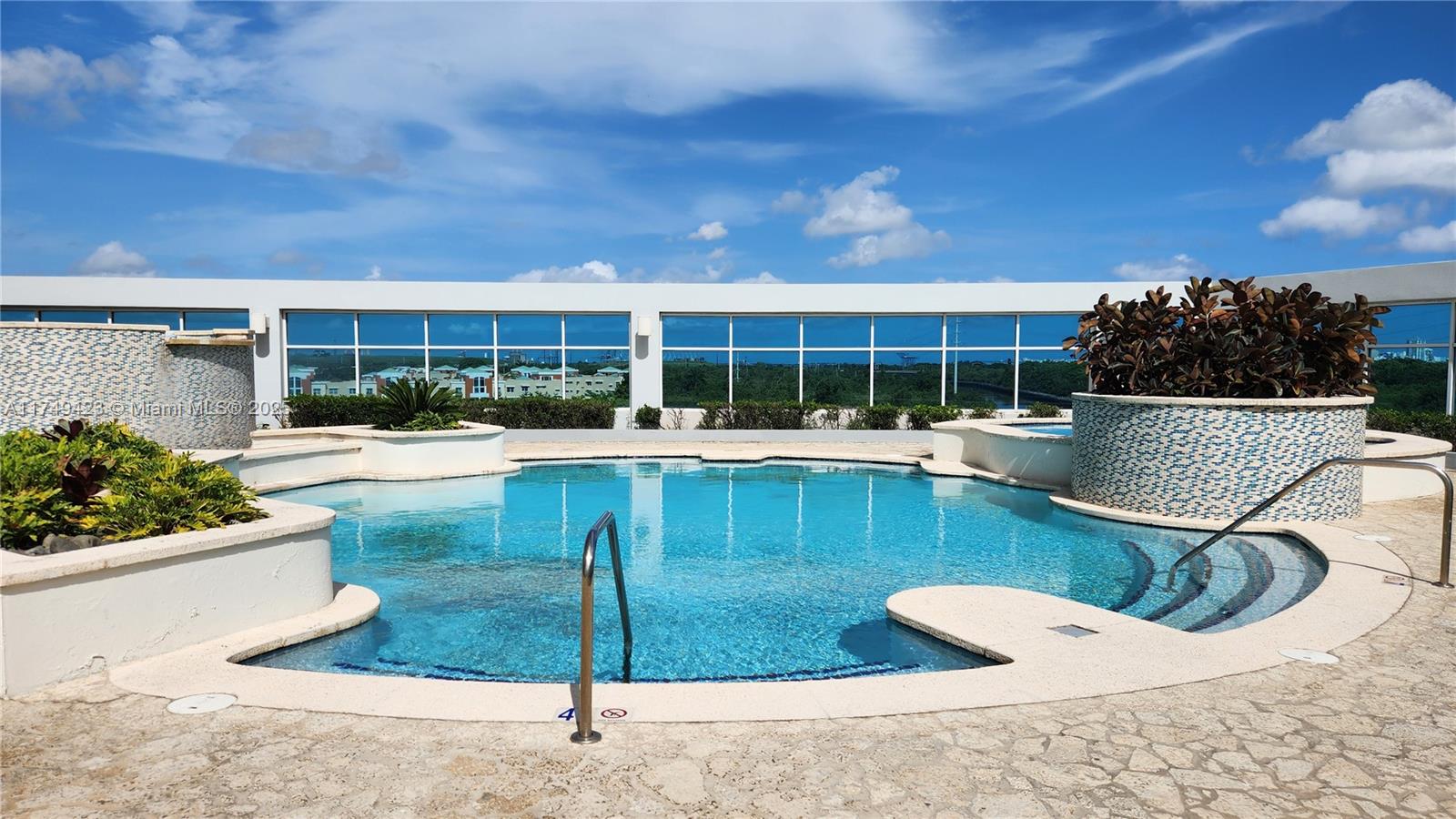 Additional living spaces at 52 Luis Muñoz Rivera Ave. - Condo in San Juan