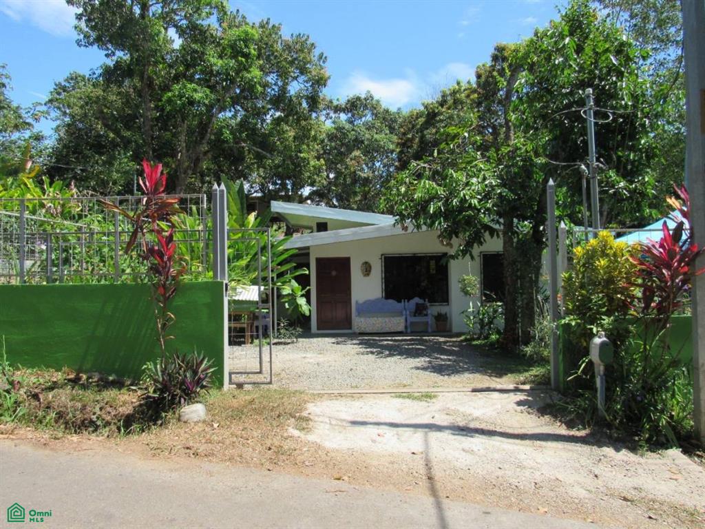 3 bed Single Family Homes For Sale in , Puntarenas - 1