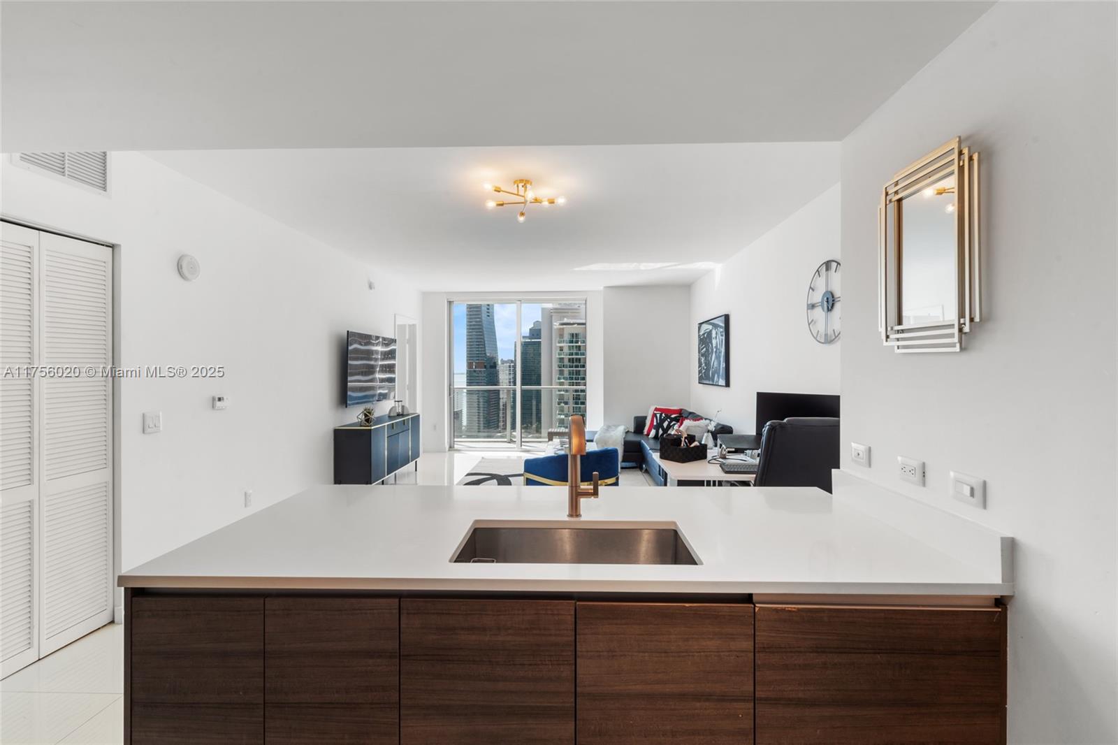 1100 S Miami Ave #3303, Miami FL 33130