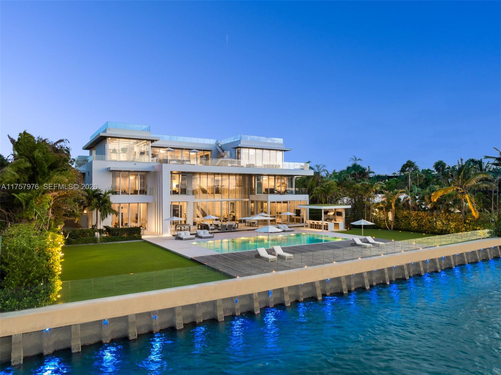 284 Bal Bay Dr Bal Harbour, FL 33154