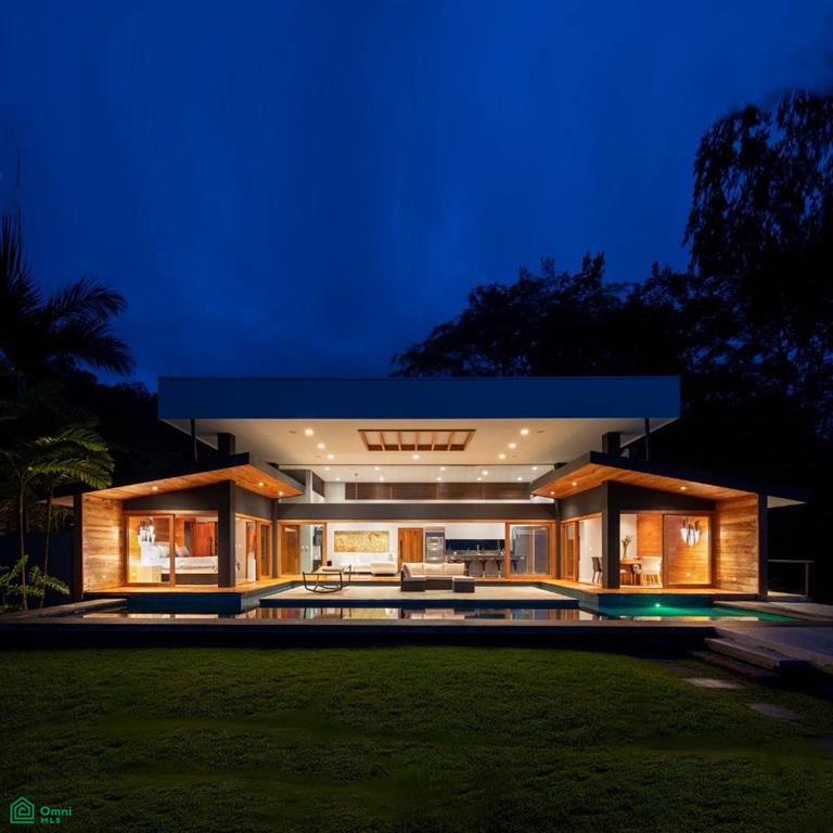 5 bed Single Family Homes For Sale in , Puntarenas - 1