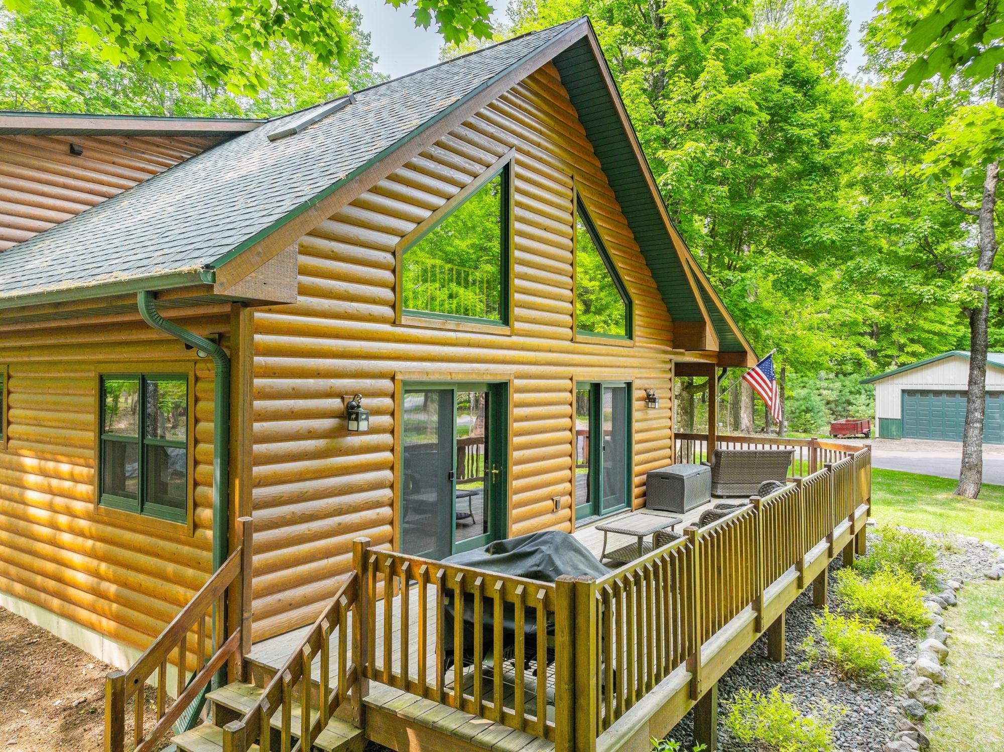 Dam Lake house picture