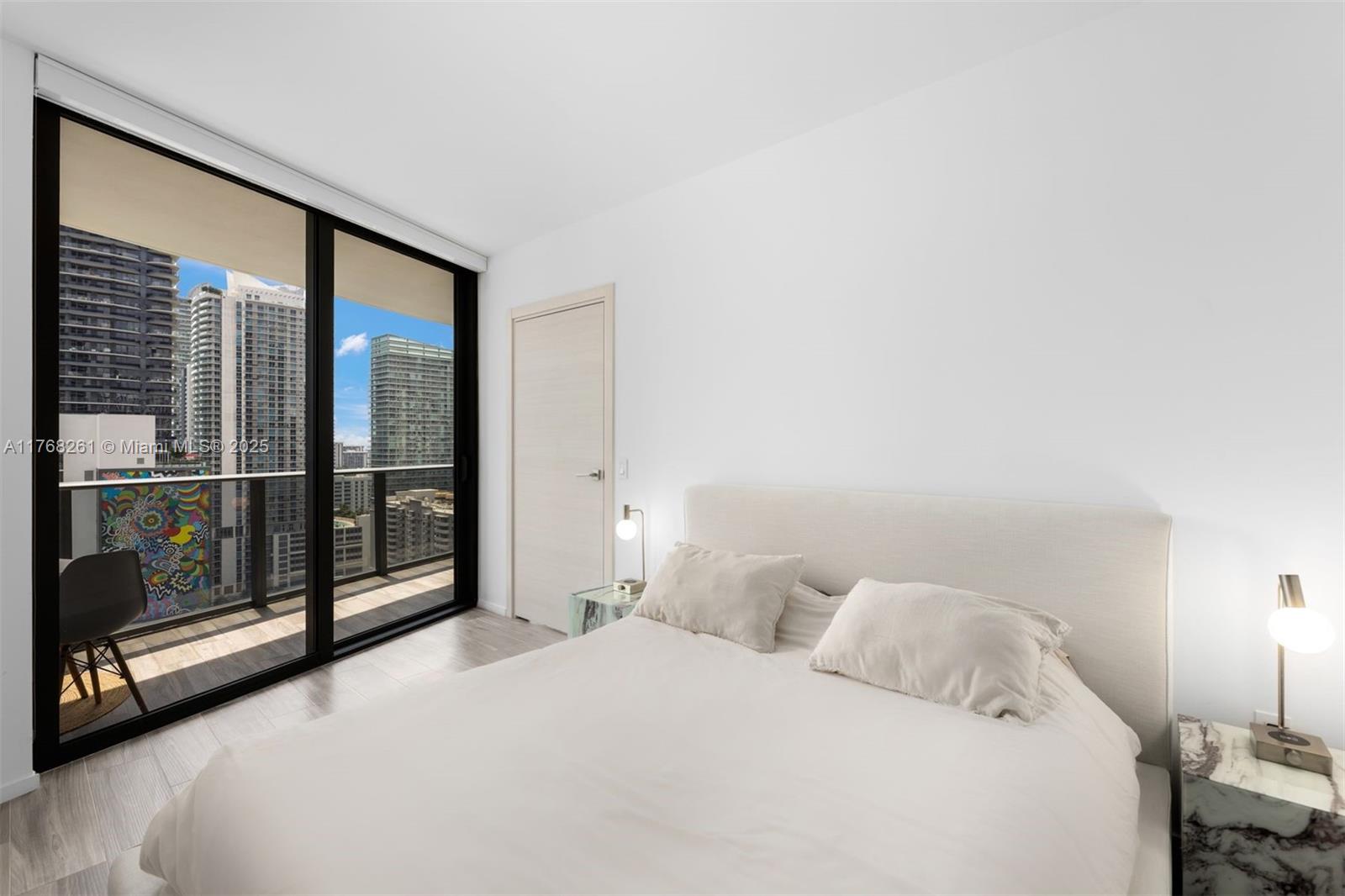 801 S Miami Ave #2102, Miami FL 33130