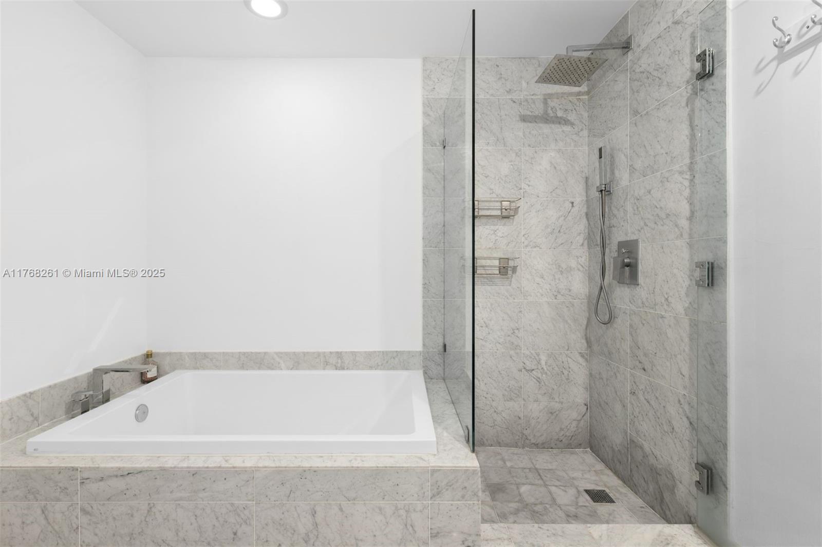 801 S Miami Ave #2102, Miami FL 33130