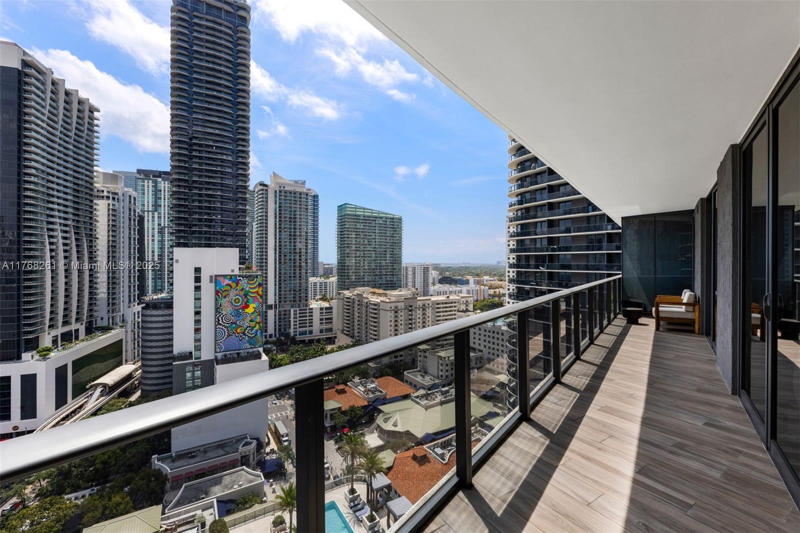 801 S Miami Ave #2102, Miami FL 33130