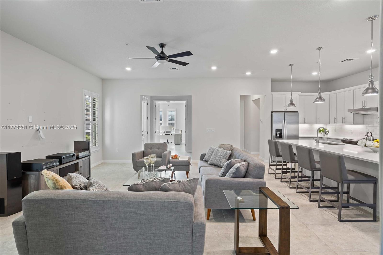 21824 Canadensis Cir #102, Boca Raton FL 33428