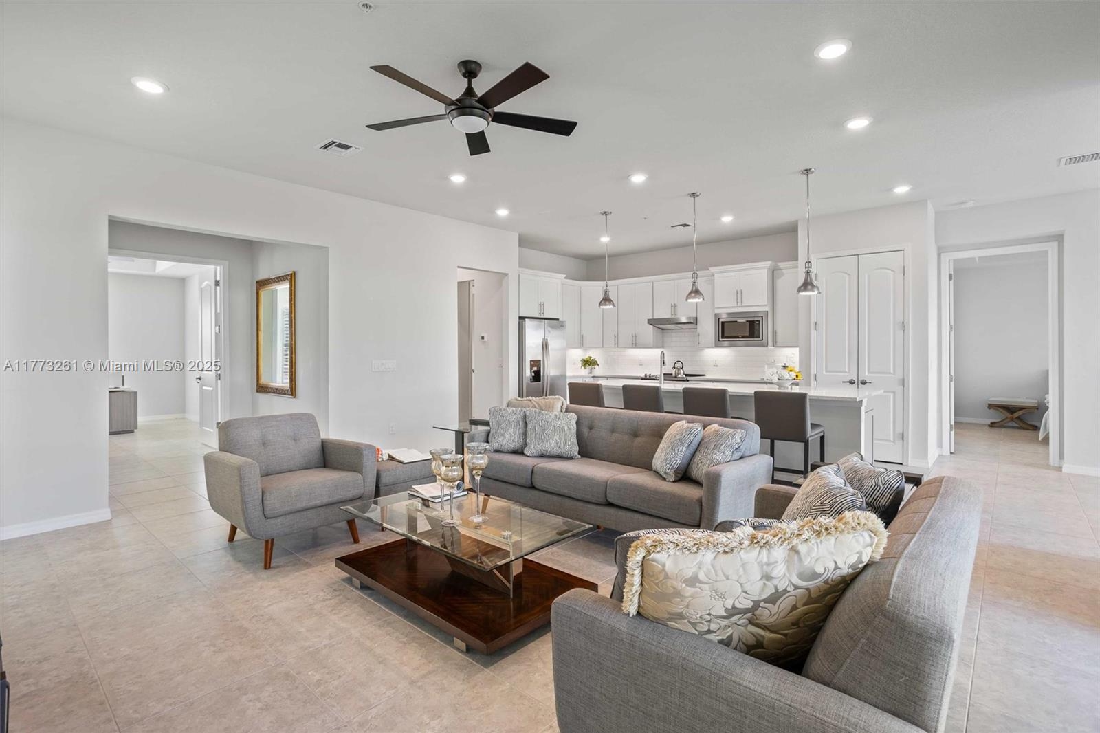 21824 Canadensis Cir #102, Boca Raton FL 33428