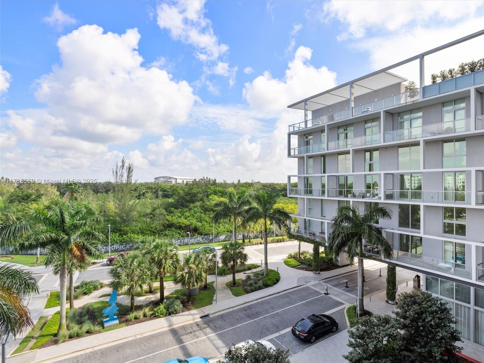 Metropica North Tower One