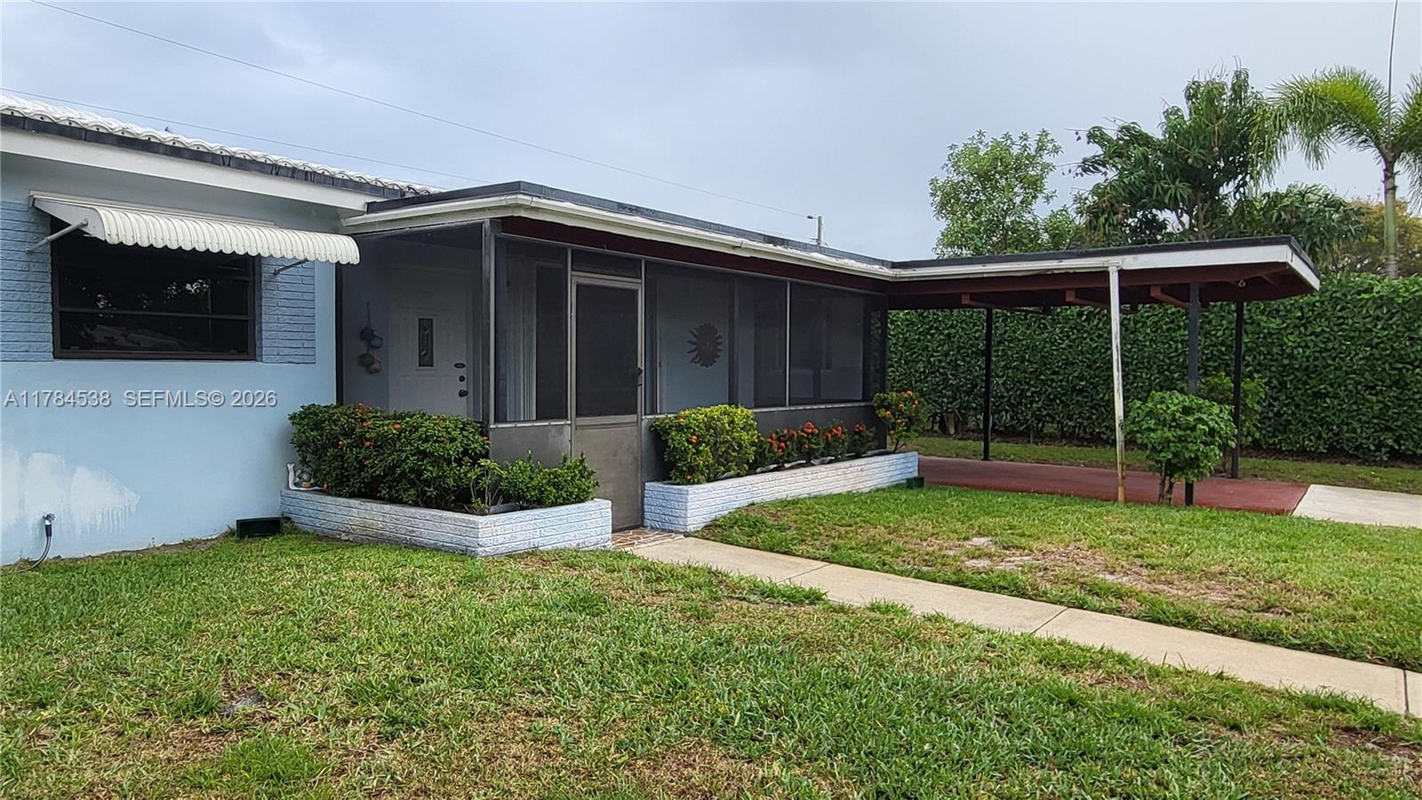 Homes for sale in Hollywood, FL | 521 N 70Th Way, Hollywood, FL 33024 | MLS# A11784538