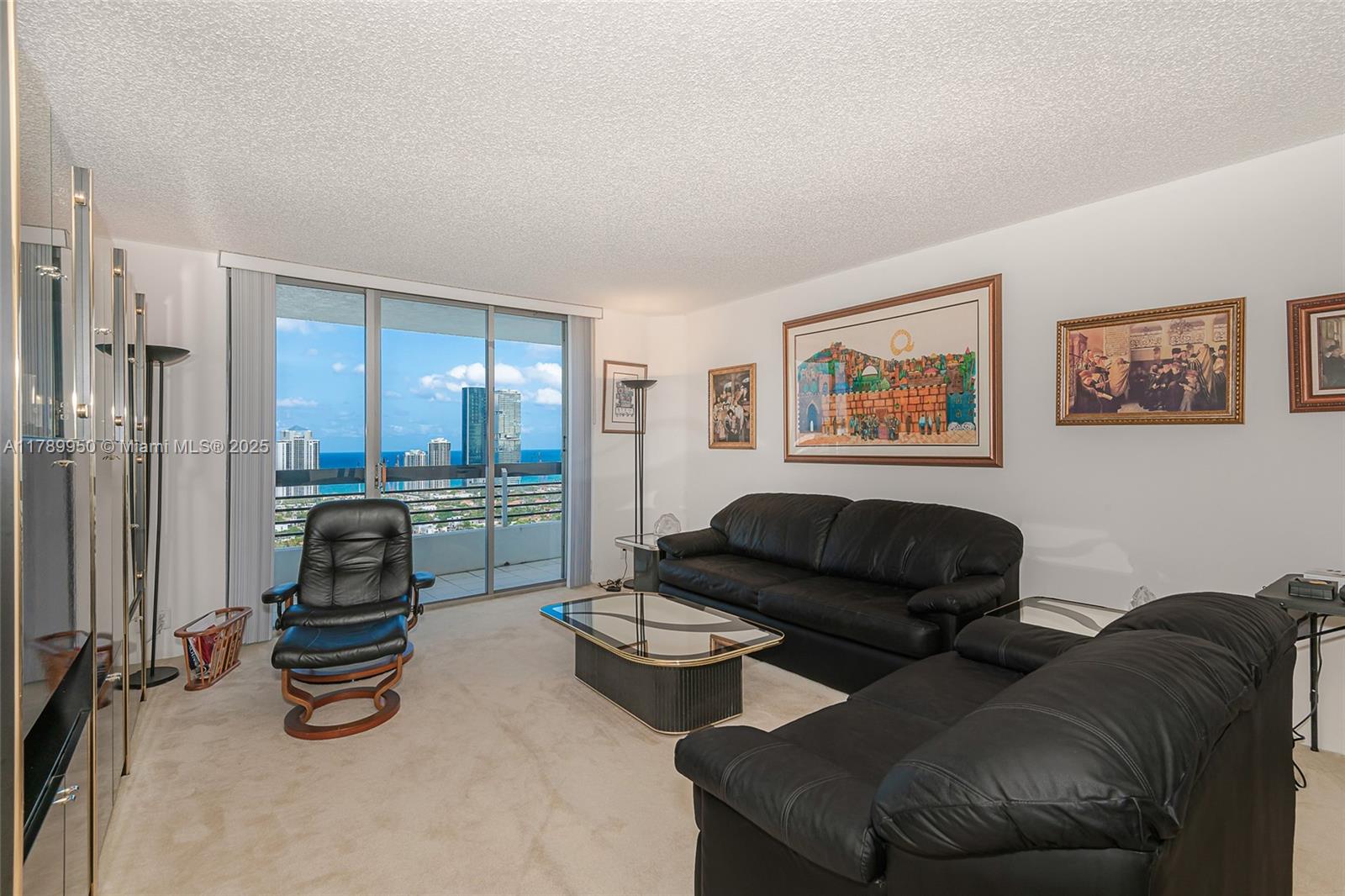 3530 Mystic Pointe Dr #LPH14, Aventura FL 33180