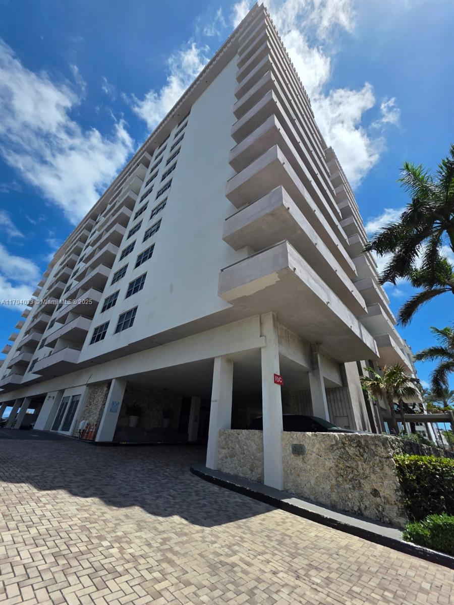Four Winds Condo