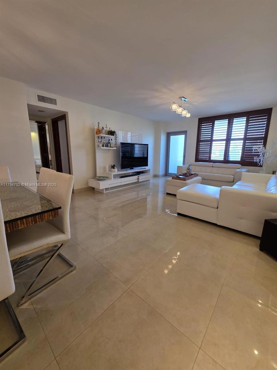Four Winds Condo