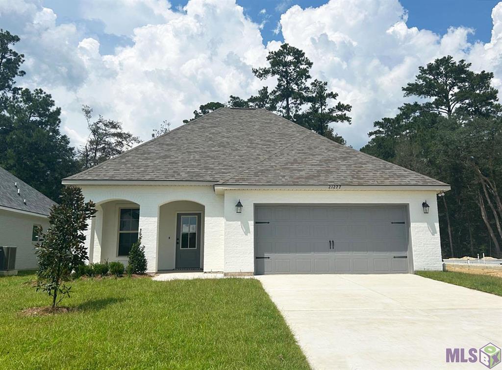 Homes for sale in Covington, LA | 21277 Shadow Bend Dr, Covington, LA 70435 | MLS# NO2025008177