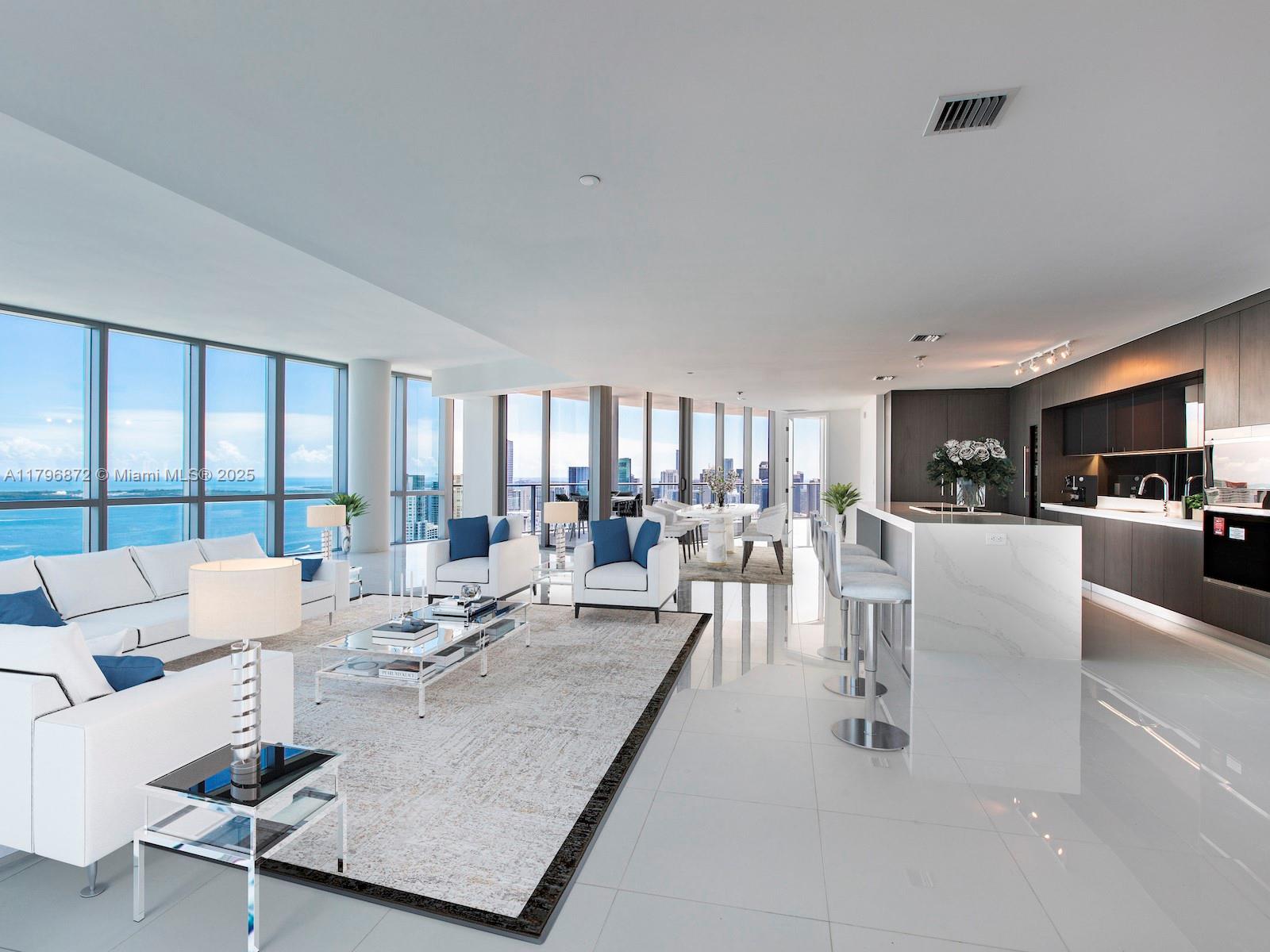 Paramount Miami Worldcent