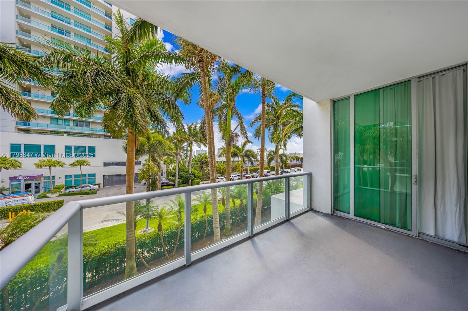 7928 East Dr #305, North Bay Village FL 33141
