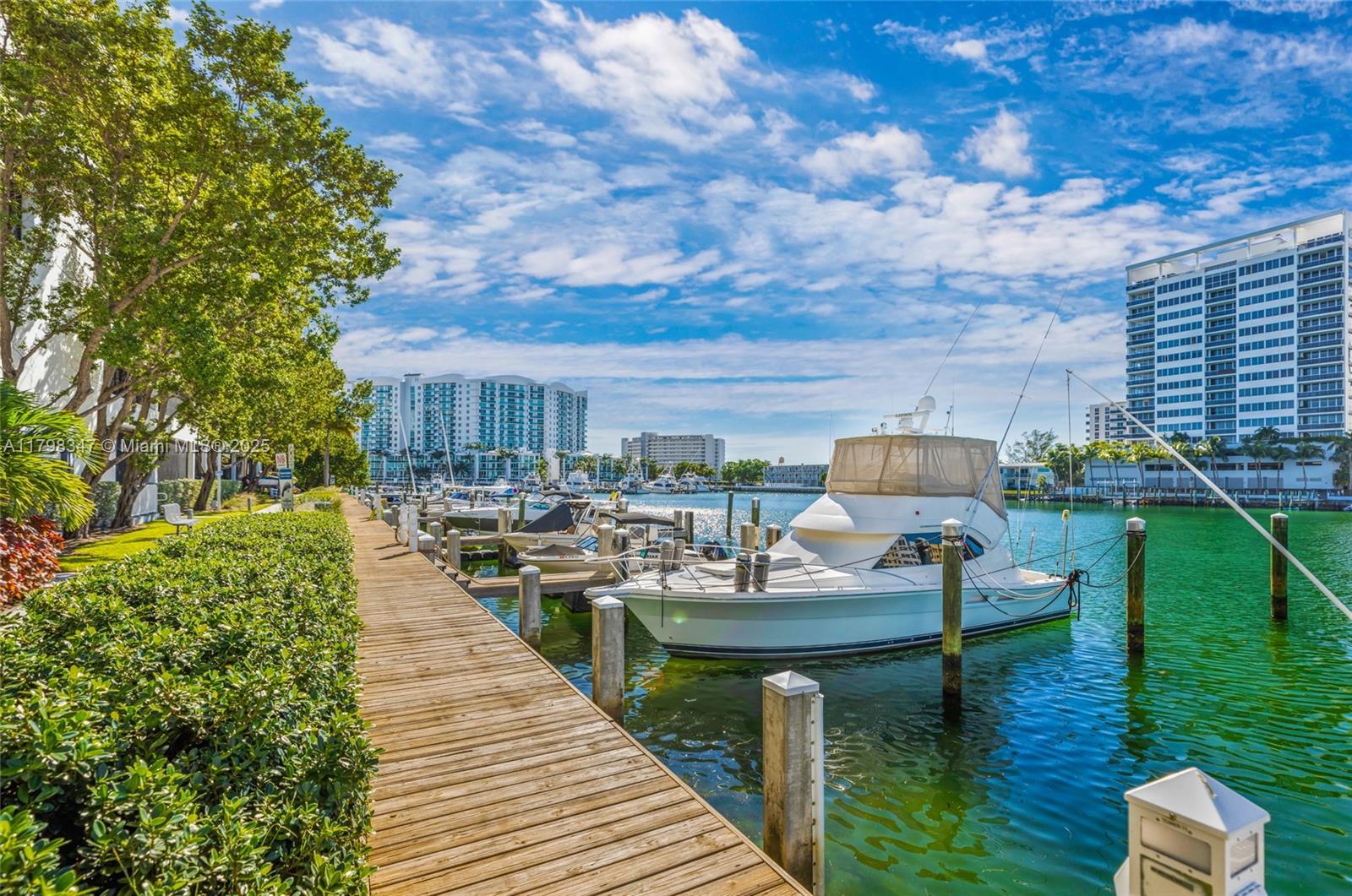 7928 East Dr #305, North Bay Village FL 33141