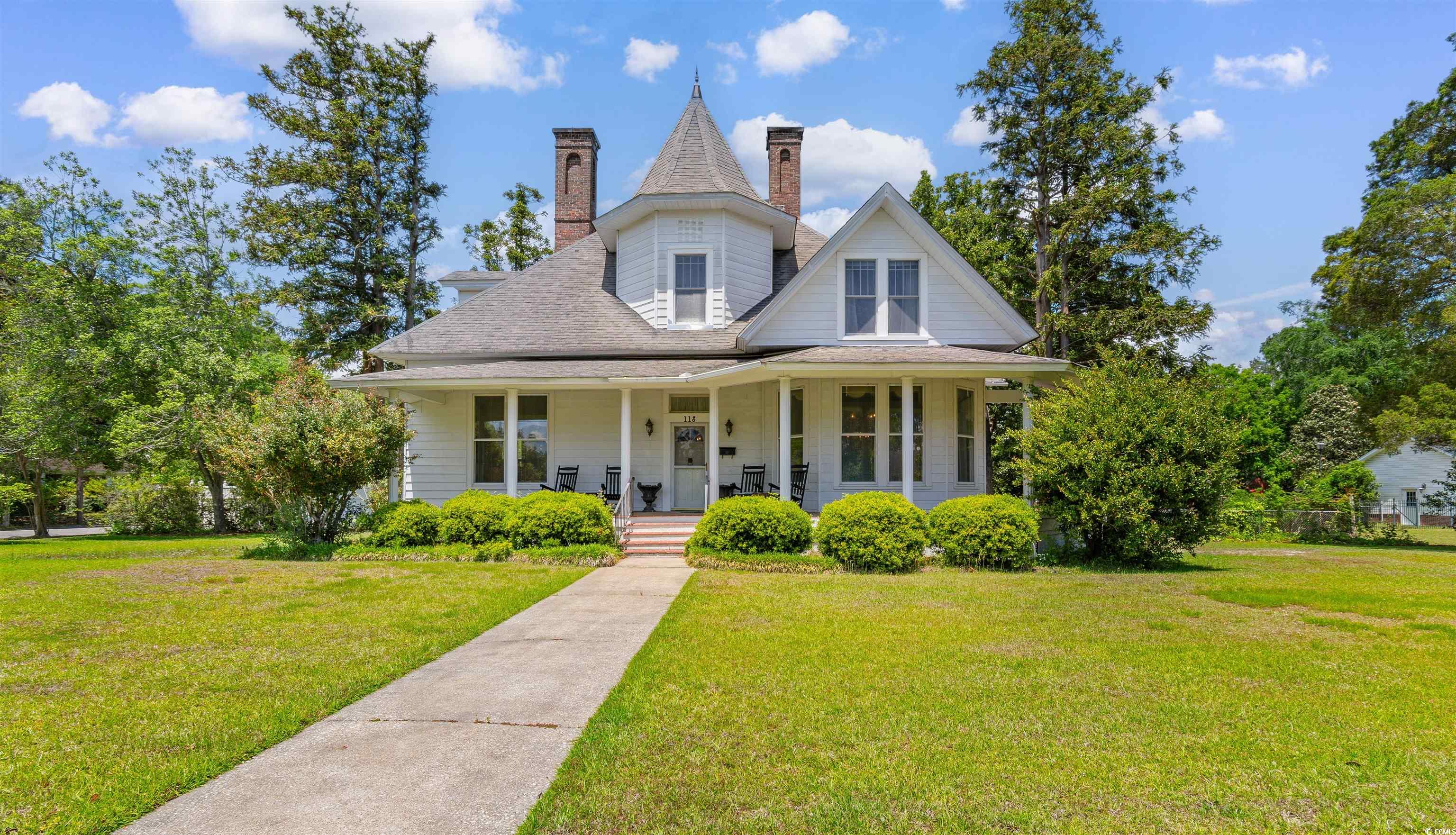 118 Ford Ave