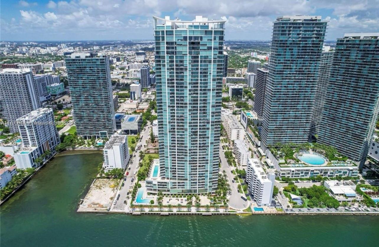 2900 NE 7th Ave #1705, Miami FL 33137