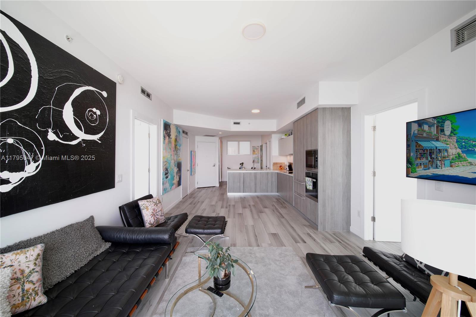 2900 NE 7th Ave #1705, Miami FL 33137