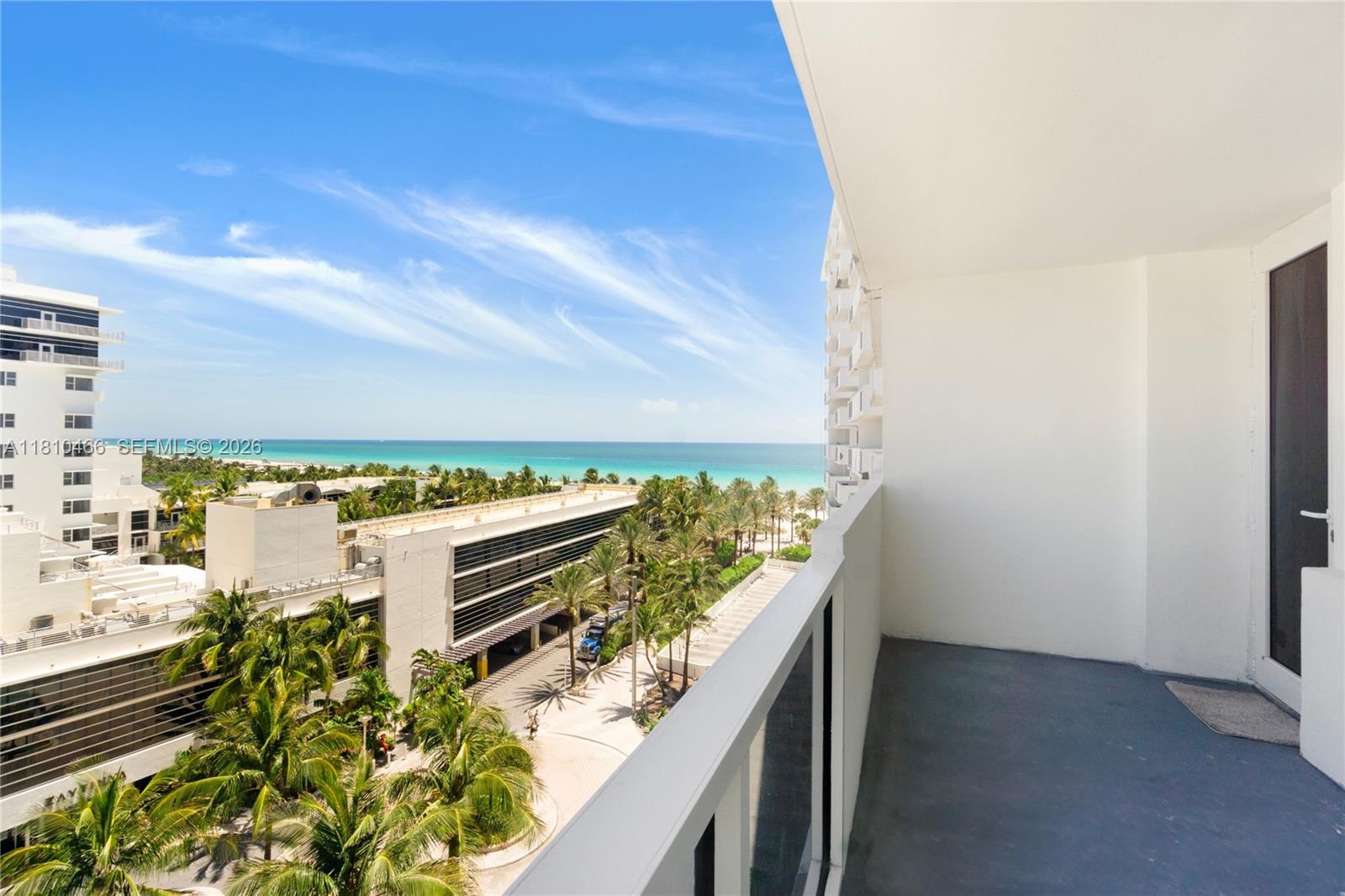 The Decoplage Condo