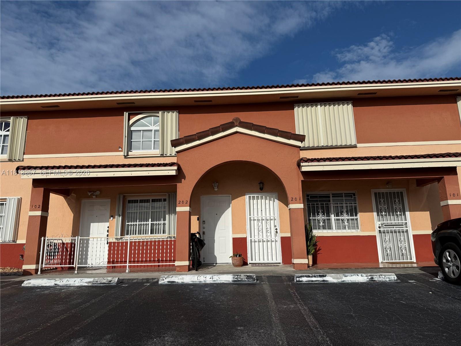 El Prado XVI Condo