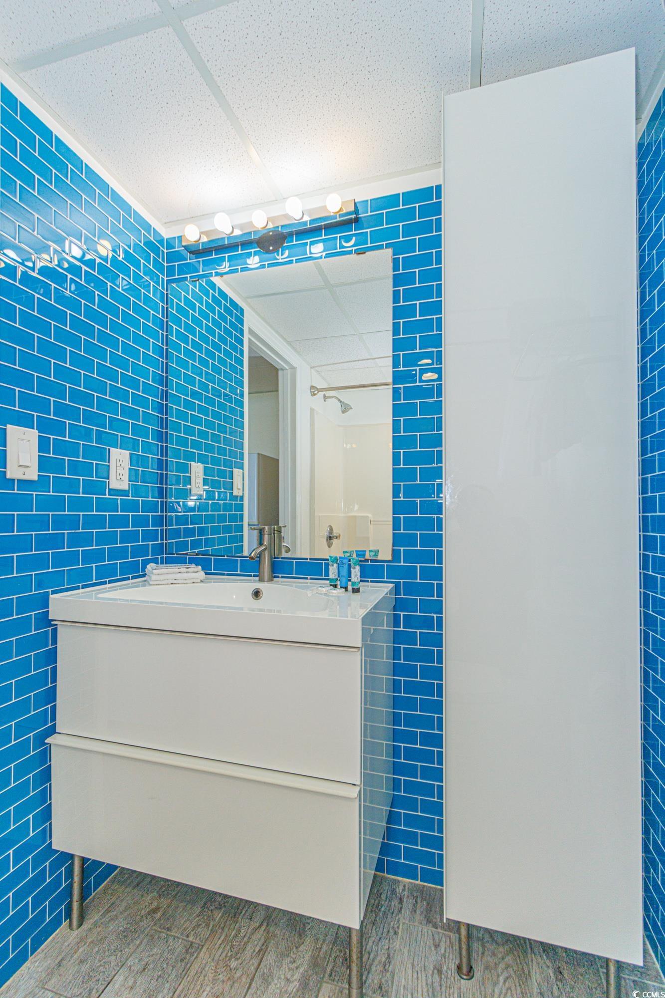 2515109 | Photo 21