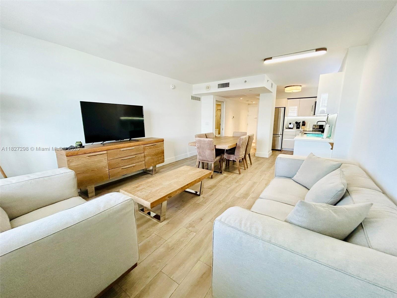 The Decoplage Condo