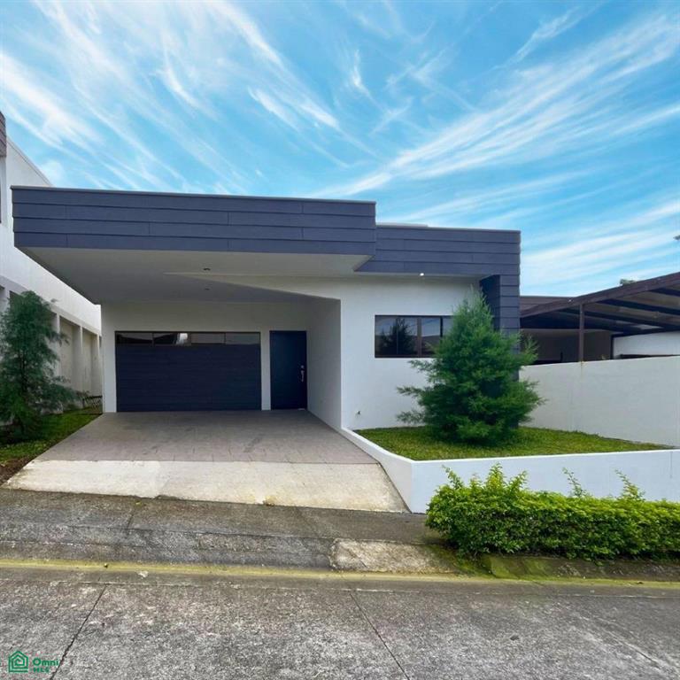 3 bed Single Family Homes For Sale in , Alajuela - 1