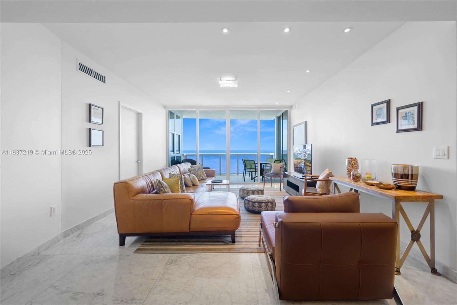 Trump Royale Condo