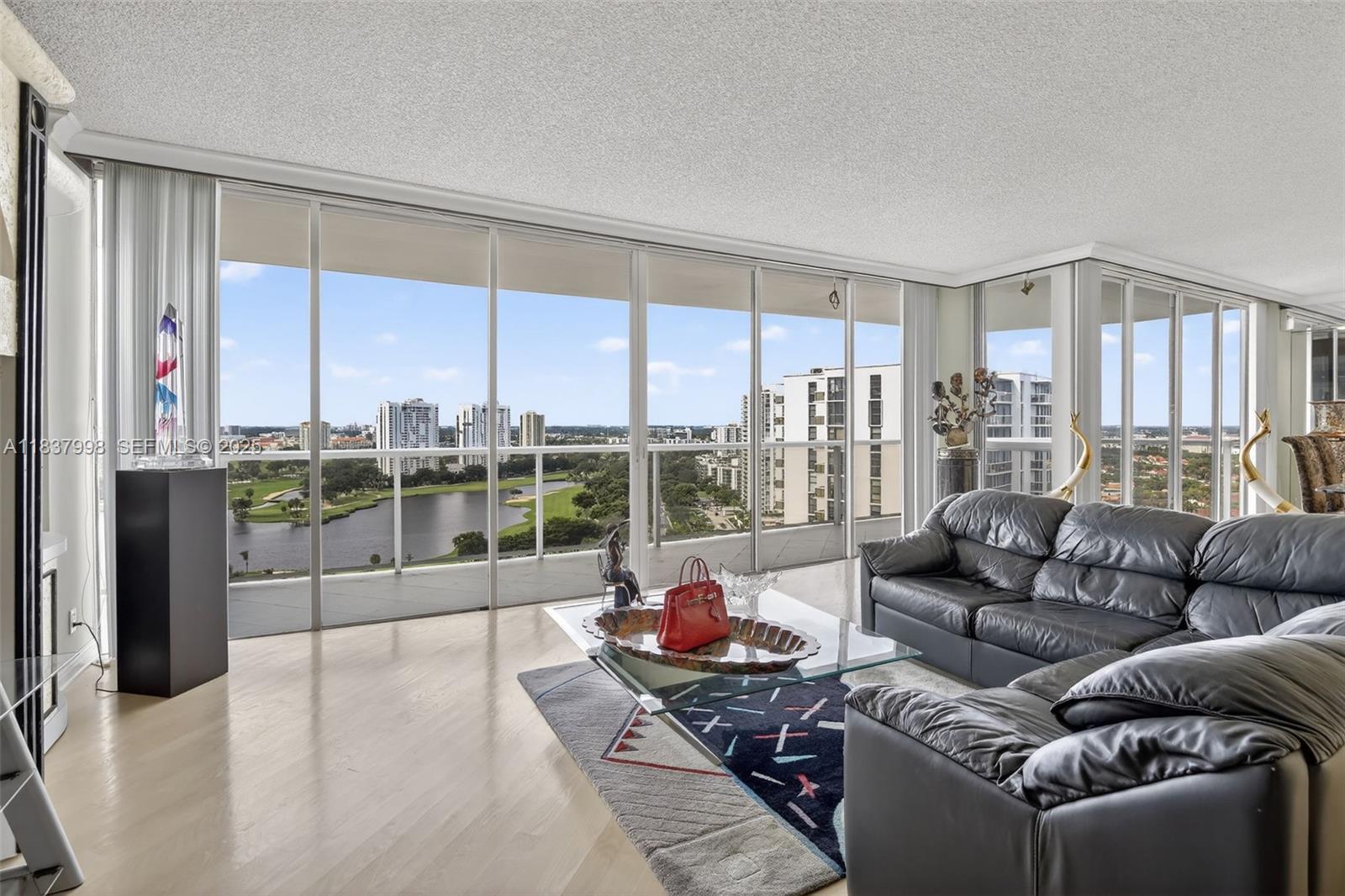 Hamptons West Condo