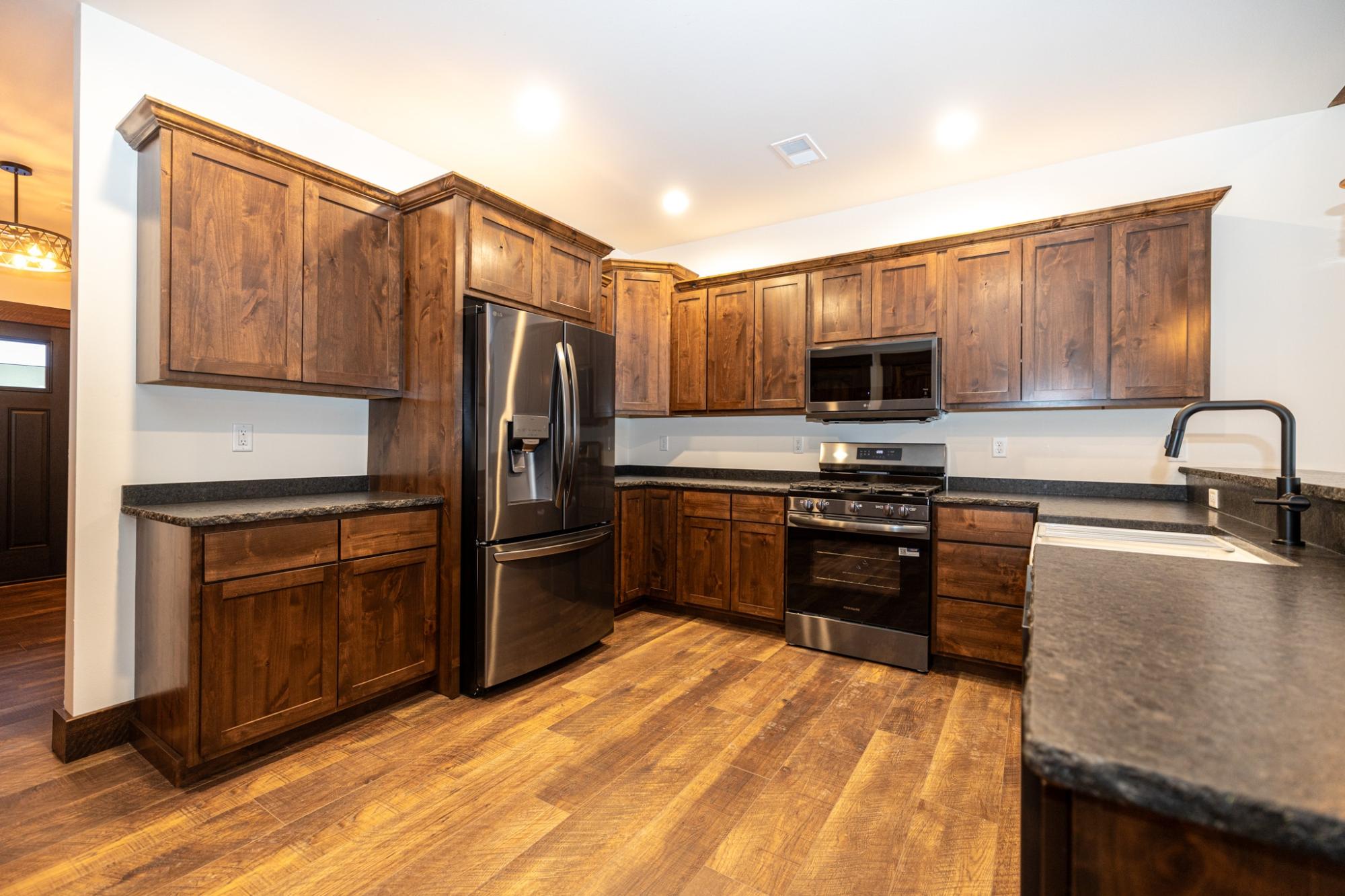 Arrowhead Lake Property 1078 Serenz Ln Photo 6