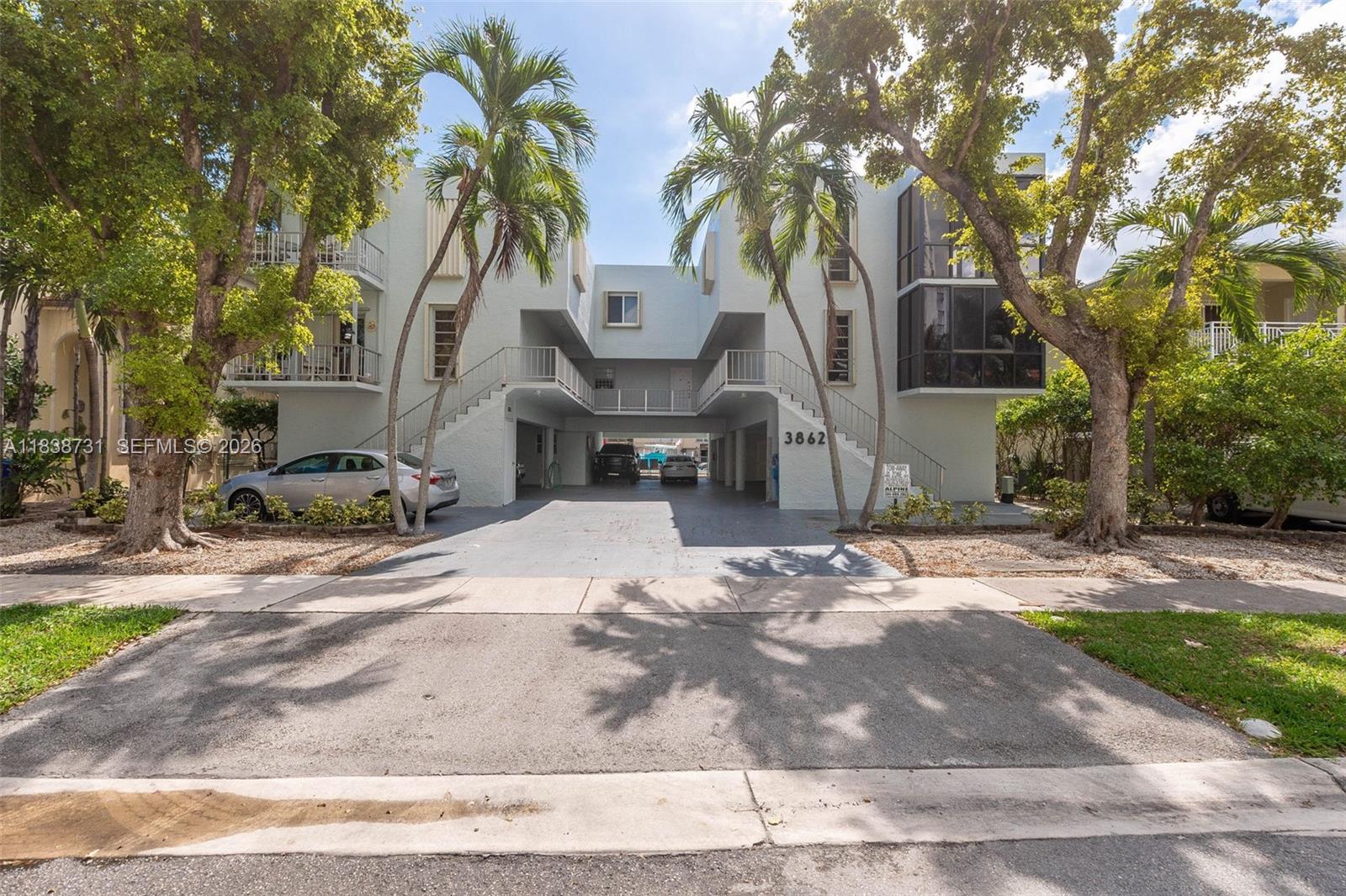 3862 Bldg Condo