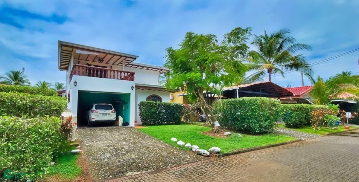 3 bed Single Family Homes For Sale in Garabito, Puntarenas - 1